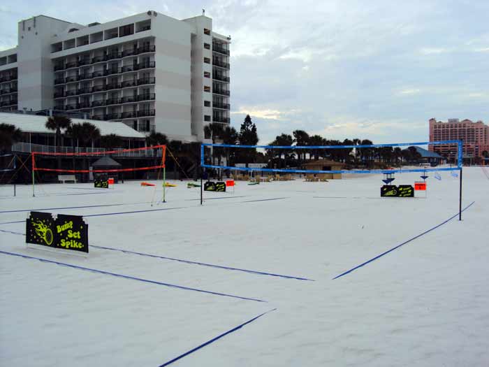 Corporate team building events, outdoor event lighting, glow volleyball, serving Florida. Events for teams and families.